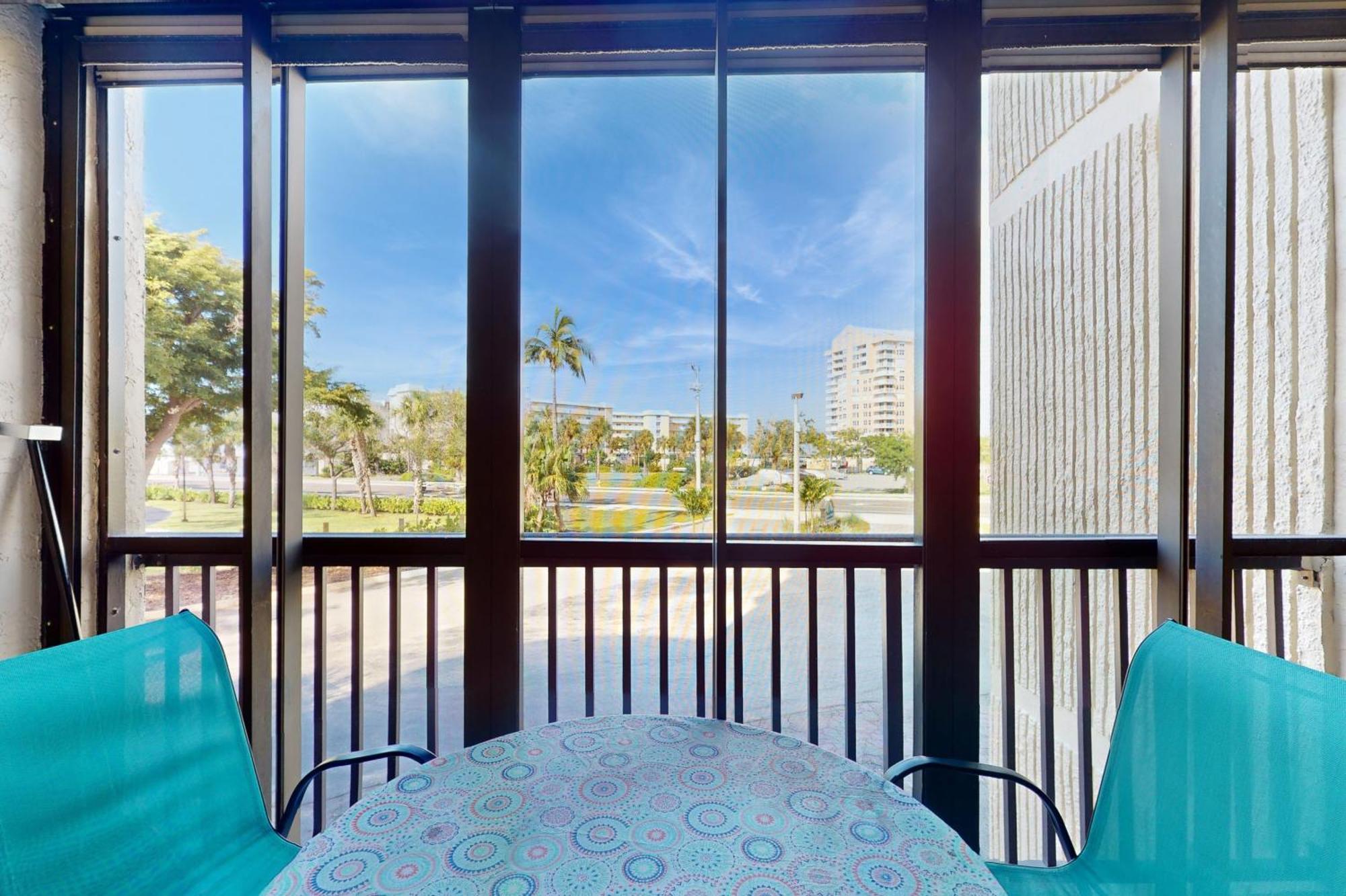 Ocean Breeze & Santa Maria Condos فورت مايس بيتش الغرفة الصورة